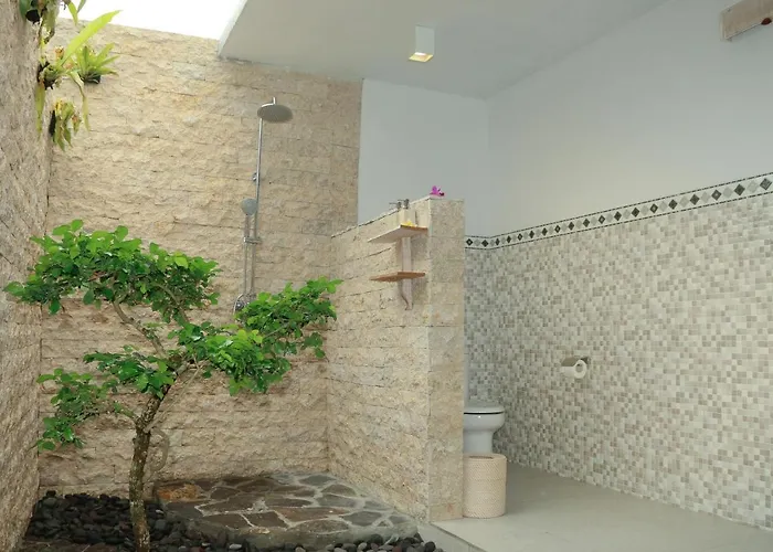 Nareswari Bed & Breakfast *